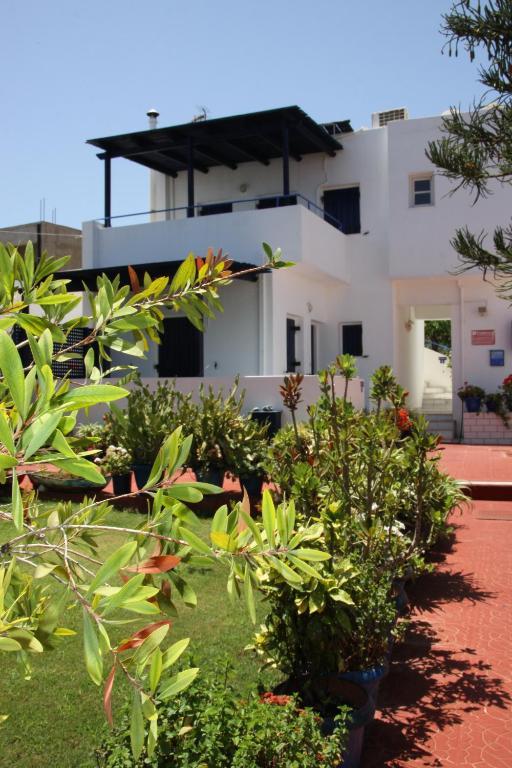Porto Bello Hotel Apartments Milatos Exterior photo